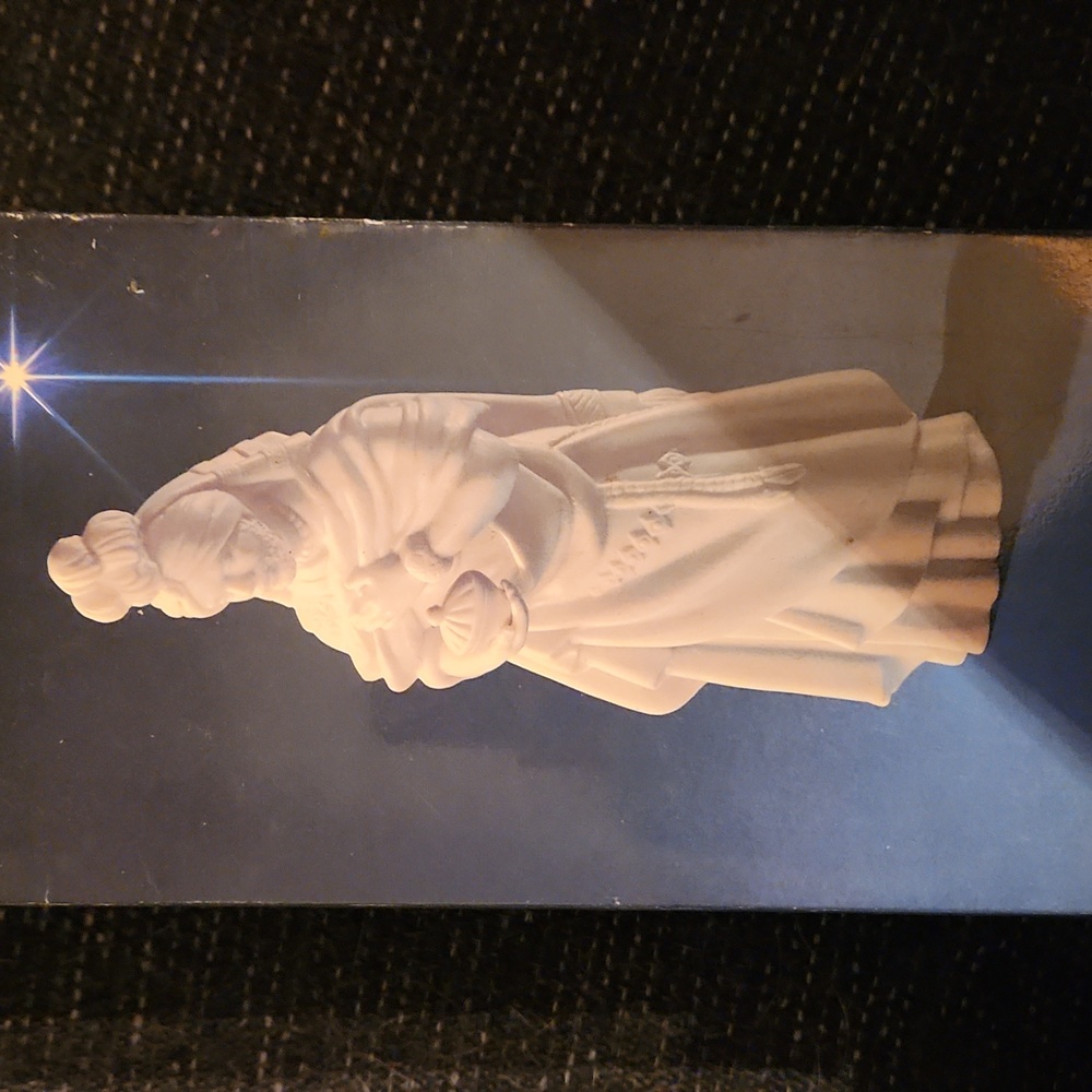 Avon Nativity Collectibles